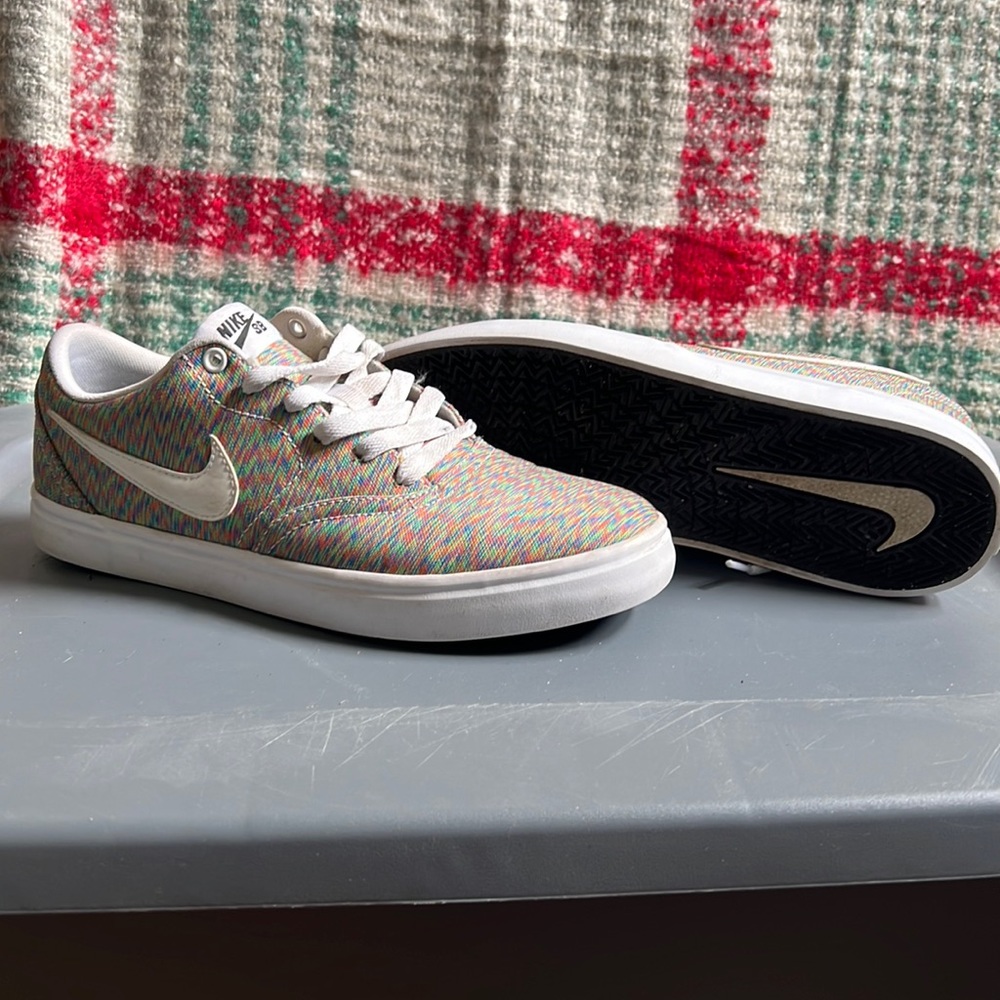 Nike SB Tennis Shoes